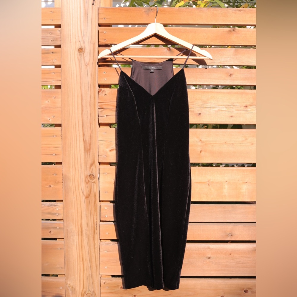 guess velvet bodycon dress